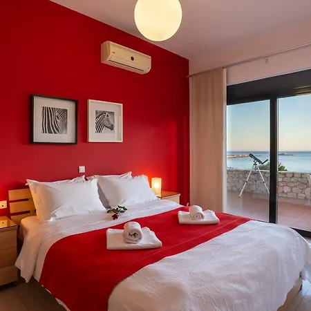 Caravella Luxury Apartments Palaiochora Exterior photo